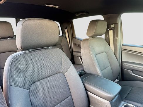 Used 2024 GMC Canyon Elevation w/ Convenience Package image 22