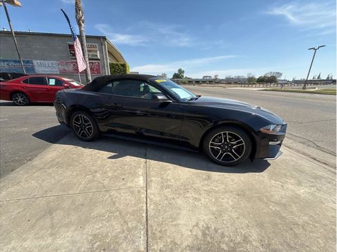 Used 2023 Ford Mustang Premium RWD image 4
