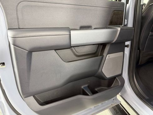 Used 2024 Ford F350 Lariat w/ Sport Appearance Package image 28