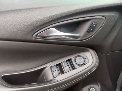 Used 2025 Buick Encore GX Preferred image 30