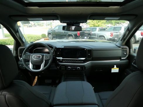 New 2025 GMC Sierra 2500 SLT w/ SLT Premium Package image 40