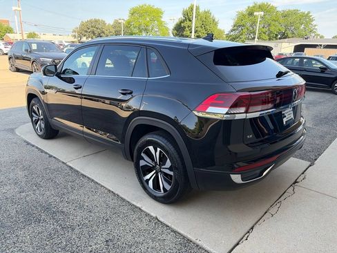 Certified 2026 Volkswagen Atlas Cross Sport SE AWD/4WD image 6