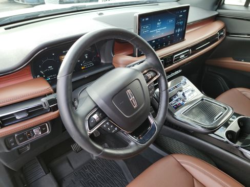 Certified 2022 Lincoln Nautilus Reserve FWD image 20