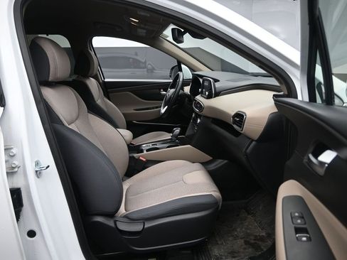 Used 2020 Hyundai Santa Fe SEL w/ Convenience Package image 32