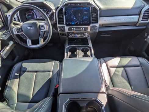 Used 2022 Ford F250 Lariat w/ Black Appearance Package image 15