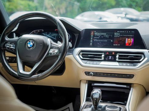 Used 2020 BMW 330i xDrive Sedan w/ Convenience Package AWD/4WD image 10