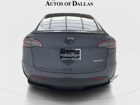 Used 2022 Tesla Model Y Performance AWD/4WD image 8