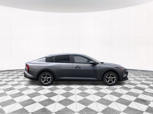 New 2026 Kia K4 FWD image 9