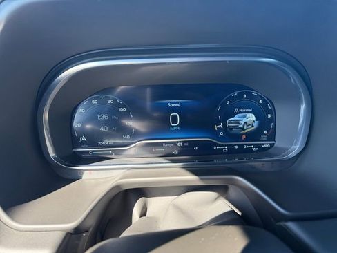 Used 2024 Chevrolet Tahoe LT image 14