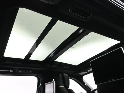 Used 2019 Lincoln Navigator L Reserve image 23