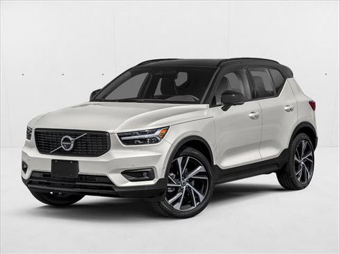 Used 2021 Volvo XC40 T5 R-Design image 1