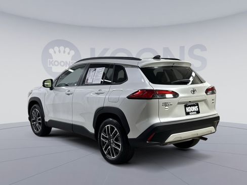 Used 2026 Toyota Corolla Cross XLE AWD/4WD image 18