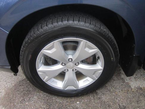 Used 2014 Subaru Forester 2.5i Premium w/ All-Weather Package image 16