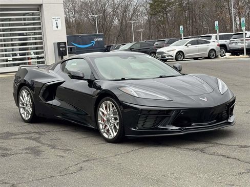 Used 2024 Chevrolet Corvette Stingray Premium Cpe w/ Z51 Performance Package image 1