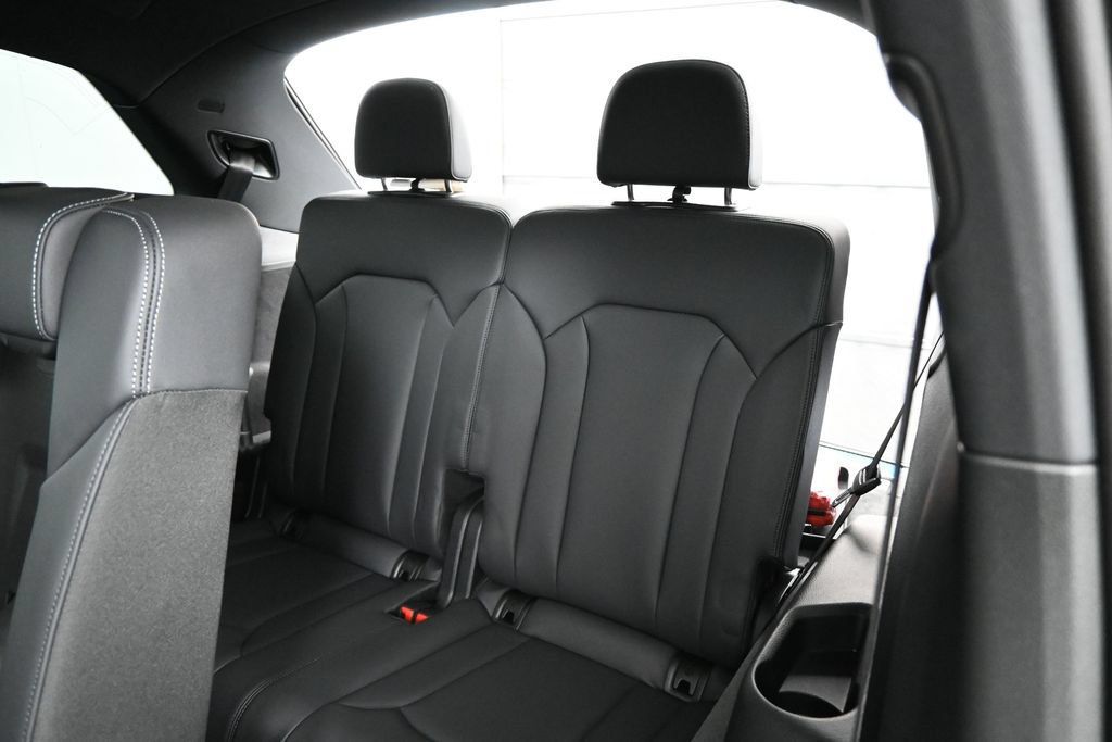 New 2026 Audi Q7 2.0T Premium AWD/4WD image 20
