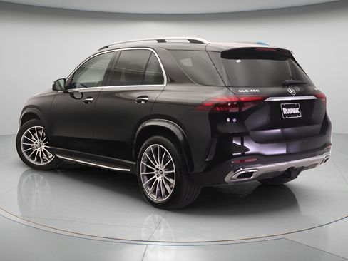New 2026 Mercedes-Benz GLE 450 4MATIC image 2