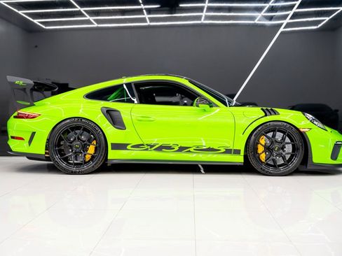 Used 2019 Porsche 911 GT3 RS image 9