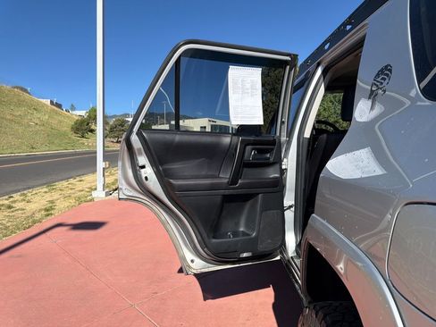 Used 2016 Toyota 4Runner Trail Premium AWD/4WD image 21