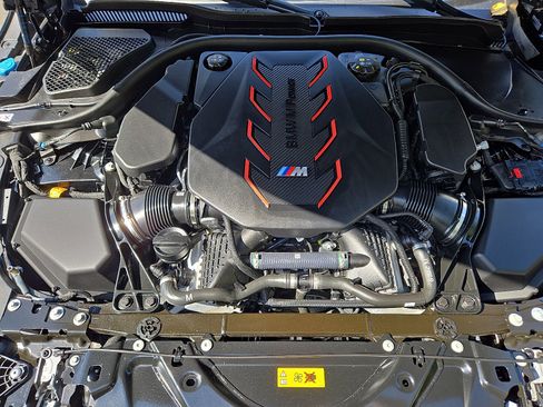 Used 2025 BMW M5 w/ Executive Package image 28