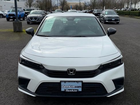 Used 2023 Honda Civic Sport image 3