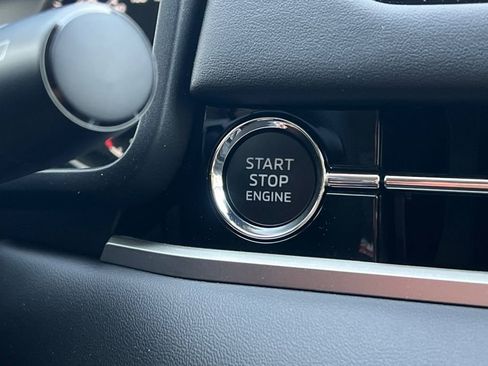 New 2026 Mitsubishi Outlander SE image 24