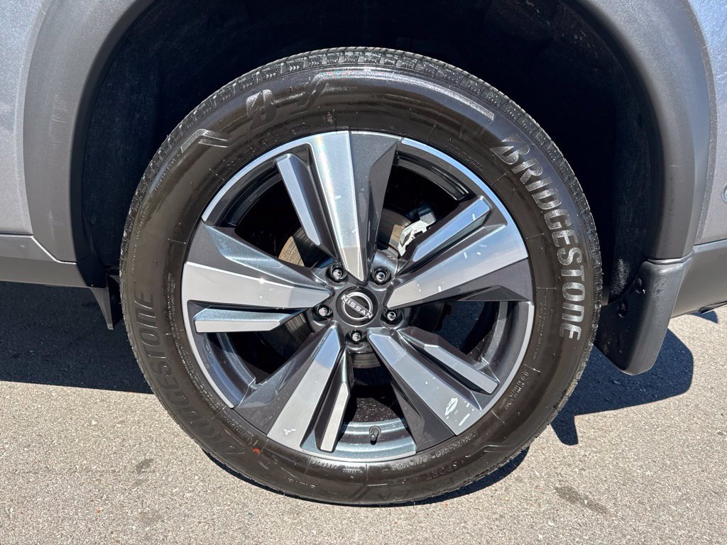 Used 2023 Nissan Rogue SL w/ SL Premium Package AWD/4WD image 31