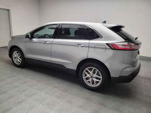 Used 2022 Ford Edge SEL AWD/4WD image 3