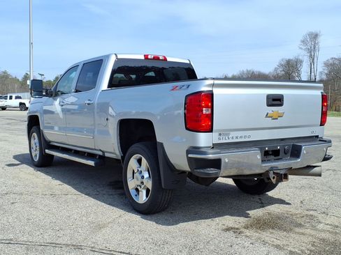 Used 2016 Chevrolet Silverado 2500 LTZ w/ Duramax Plus Package AWD/4WD image 17