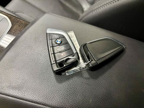 Used 2023 BMW i4 eDrive35 RWD image 39