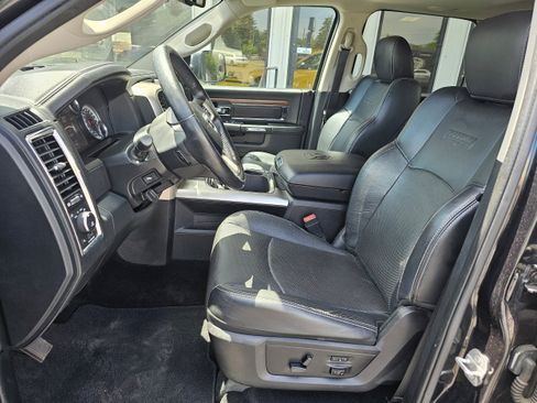 Used 2016 RAM 1500 Laramie w/ Convenience Group AWD/4WD image 10