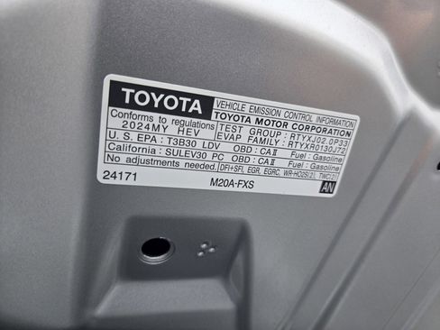 Certified 2024 Toyota Prius LE image 26