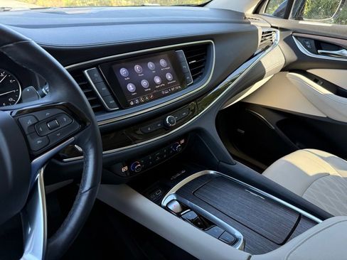 Used 2023 Buick Enclave Avenir w/ Avenir Technology Package image 51