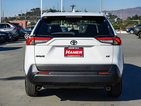 New 2025 Toyota RAV4 LE image 3