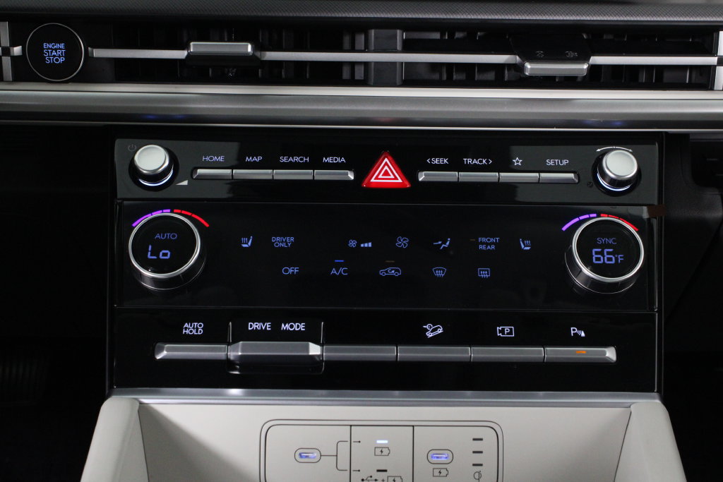Certified 2026 Hyundai Santa Fe SEL FWD image 23