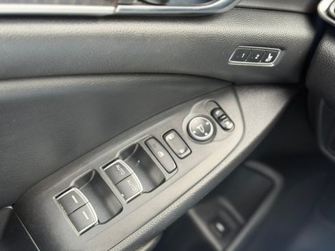 Used 2018 Honda Accord EX-L image 17