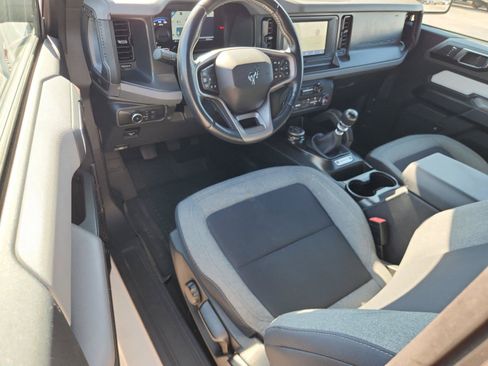 Used 2022 Ford Bronco Big Bend w/ Sasquatch Package AWD/4WD image 15