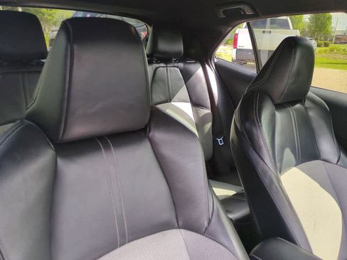 Certified 2025 Toyota Corolla XSE FWD image 7