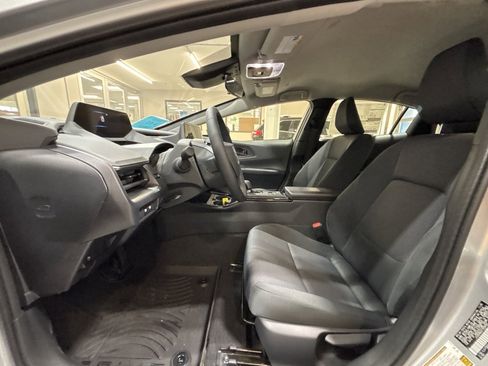 New 2026 Toyota Prius LE image 15