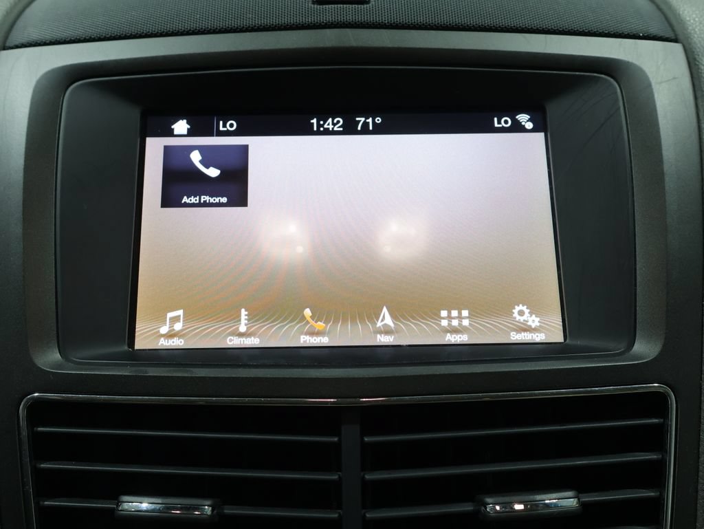 Used 2019 Lincoln MKT AWD image 34