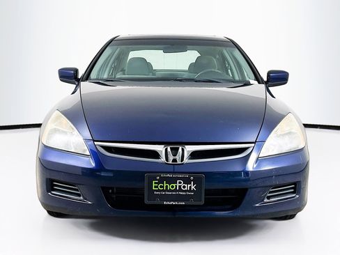 Used 2007 Honda Accord EX image 2