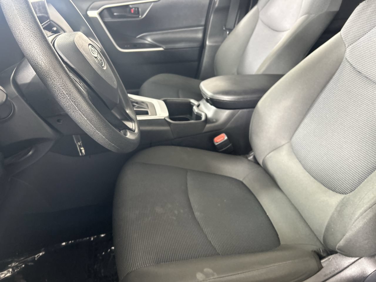 Used 2025 Toyota RAV4 LE AWD/4WD image 21