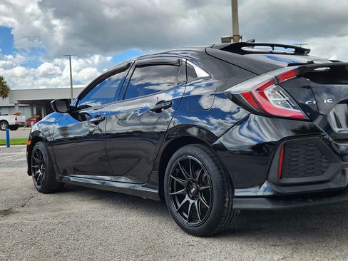 Used 2018 Honda Civic EX-L image 21