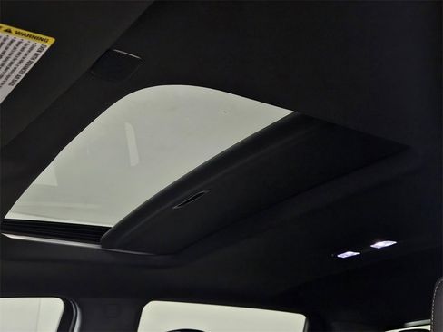 Used 2021 GMC Sierra 1500 AT4 w/ AT4 Premium Package image 23