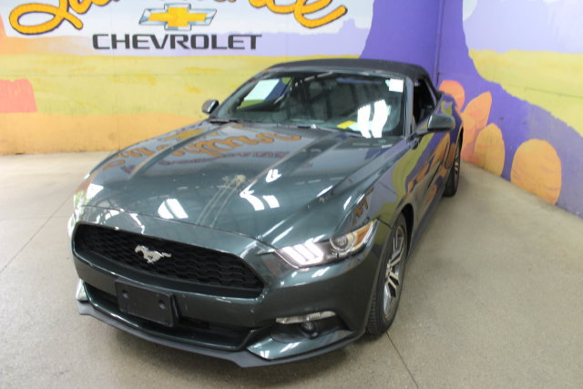 Used 2016 Ford Mustang Premium RWD image 4