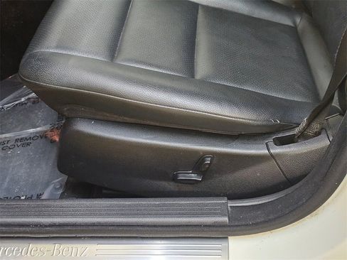 Used 2009 Mercedes-Benz C 300 Sedan image 25