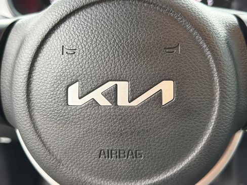 Used 2023 Kia Rio S image 26