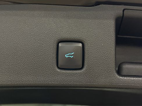 Used 2024 Ford Escape Platinum AWD/4WD image 48