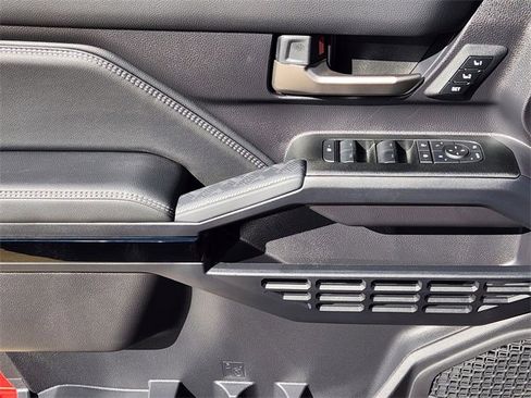 New 2025 Toyota 4Runner Limited image 15