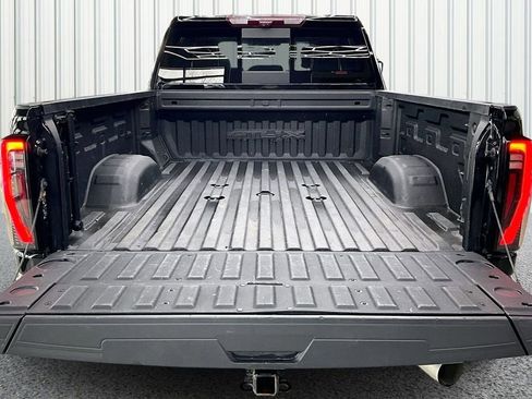 Used 2024 GMC Sierra 2500 AT4X image 7