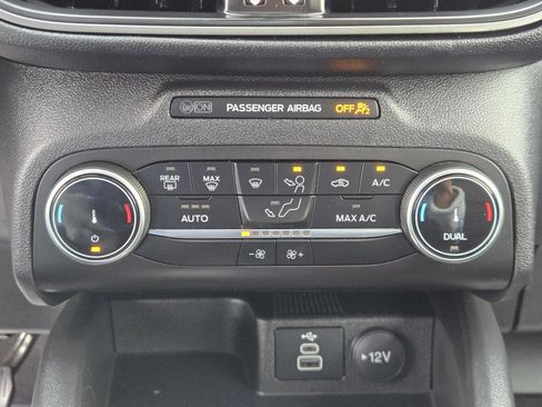 Used 2025 Ford Escape Active image 14